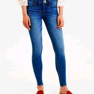 American Eagle skinny jeans